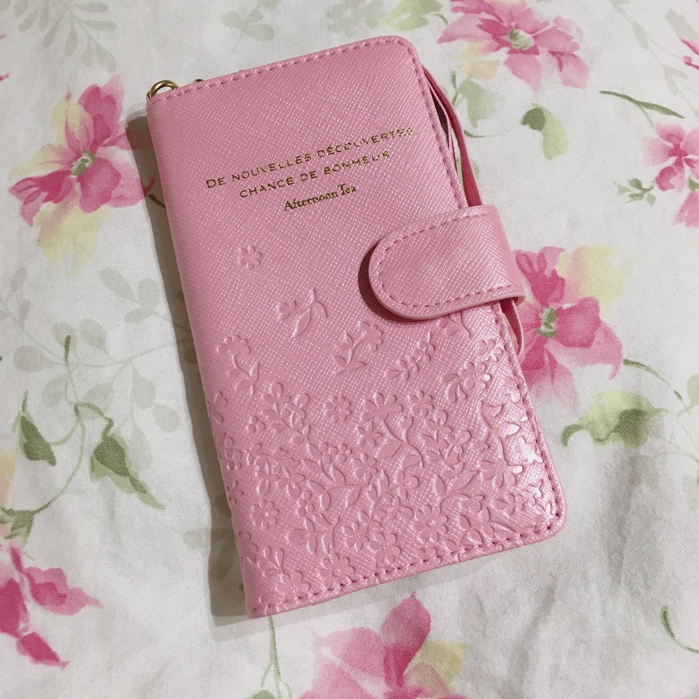 New pink embossed flower iPhone 6/6S folio